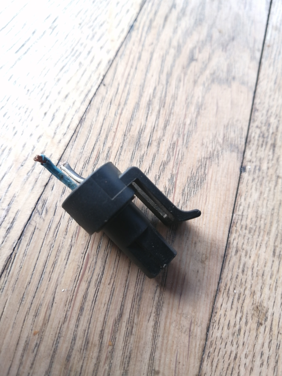 Как разобрать фишку — Opel Astra F, 1,4 л, 1995 года | поломка | DRIVE2