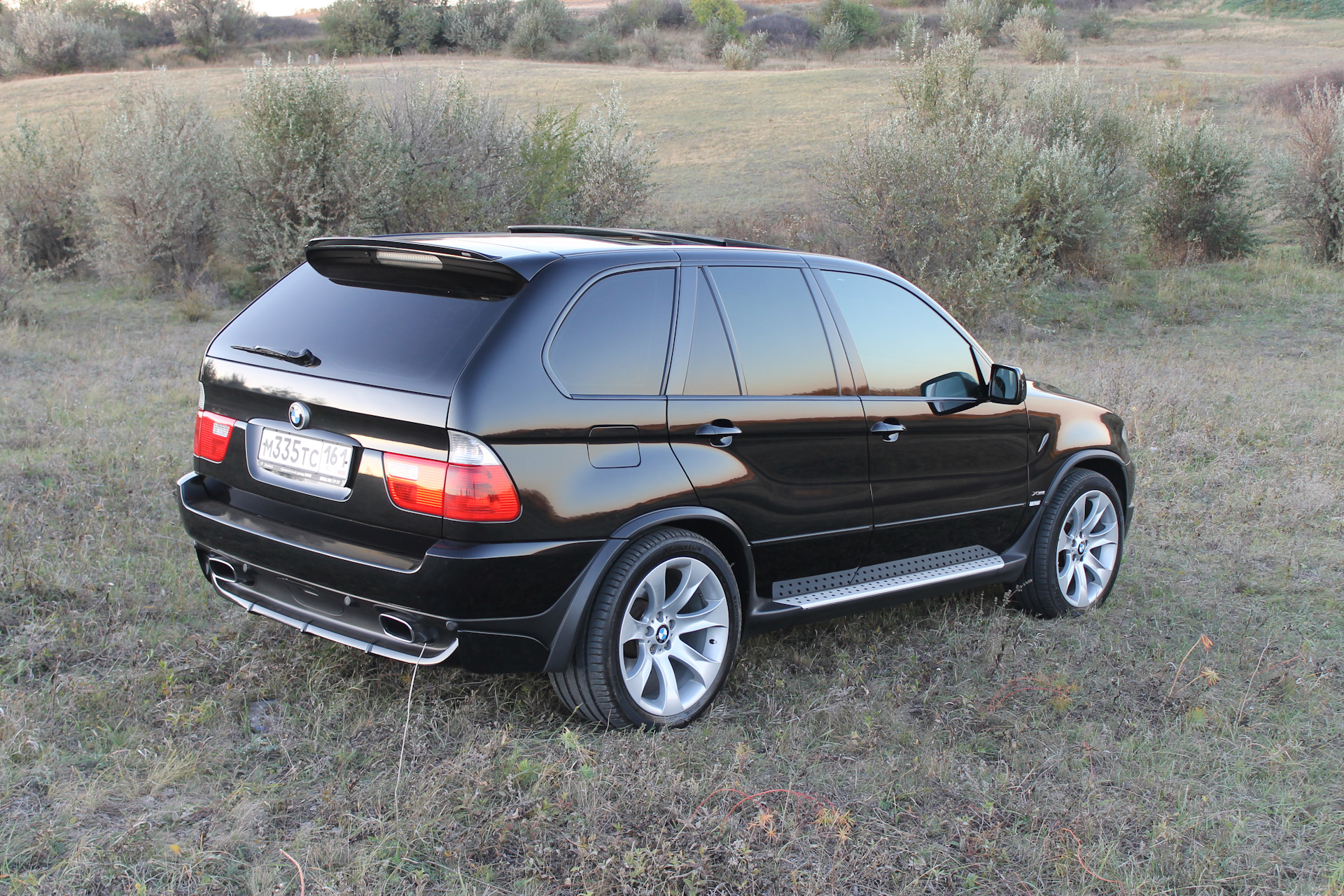 X 5 2. БМВ x5 e53 бумер 2. BMW x5 бумер 2. BMW e53 бумер 2. BMW x5 e53 из бумер 2.