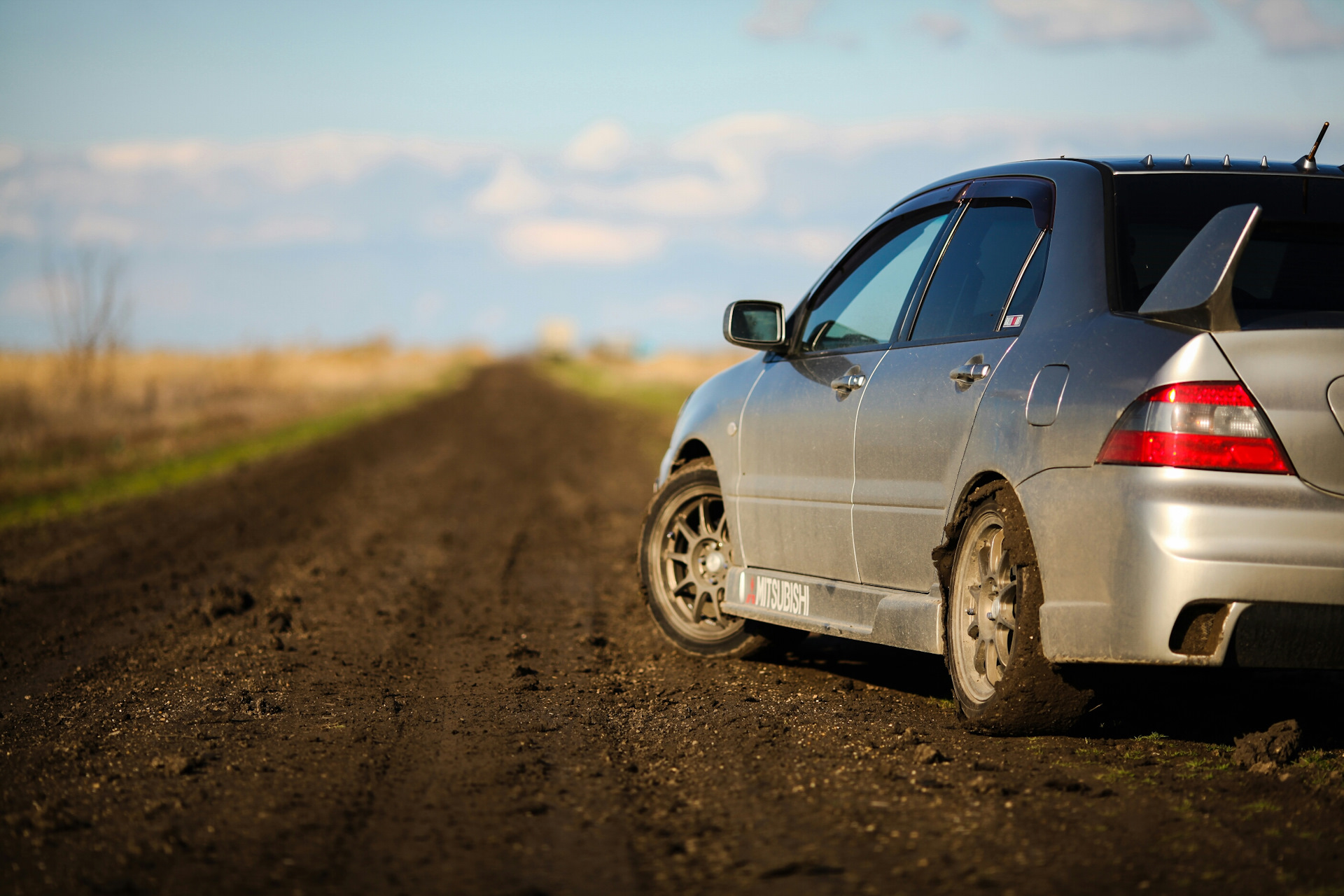 Лансер 9 вины. Лансер 9. Mitsubishi Lancer 9 4wd. Lancer EVO 9 Rally. Мицубиси Лансер 9 Offroad.