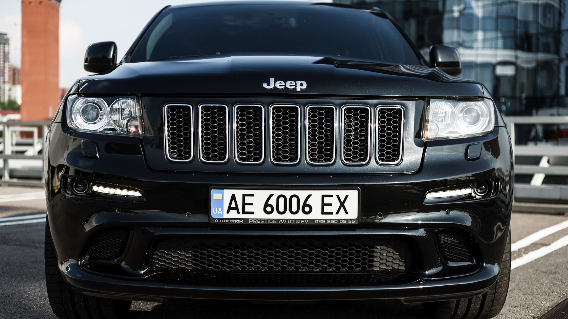 Jeep Grand Cherokee SRT-8 (WK2) 6.4 бензиновый 2012 | 6.4л-SRT-8 на DRIVE2