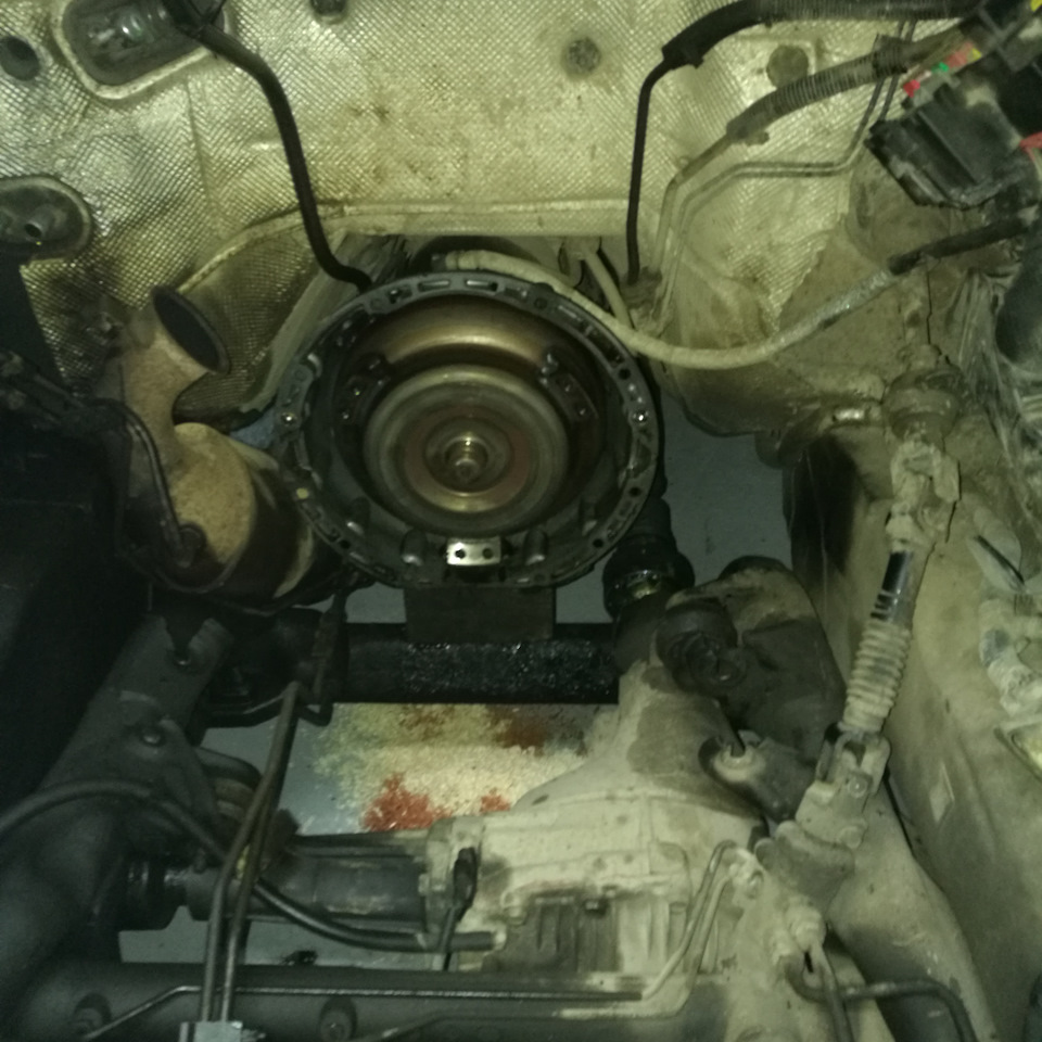 Вынули мой мотор — Jeep Grand Cherokee (WK)