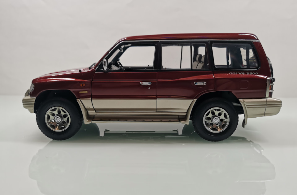 Mitsubishi Pajero II 1998 №77104 1/18 by AutoArt — Сообщество