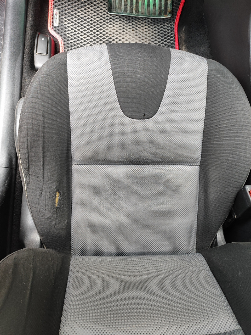 67 Ремонт сиденья в Seat Cover — Mazda 3 (1G) BK, 2 л, 2007 года | визит на  сервис | DRIVE2