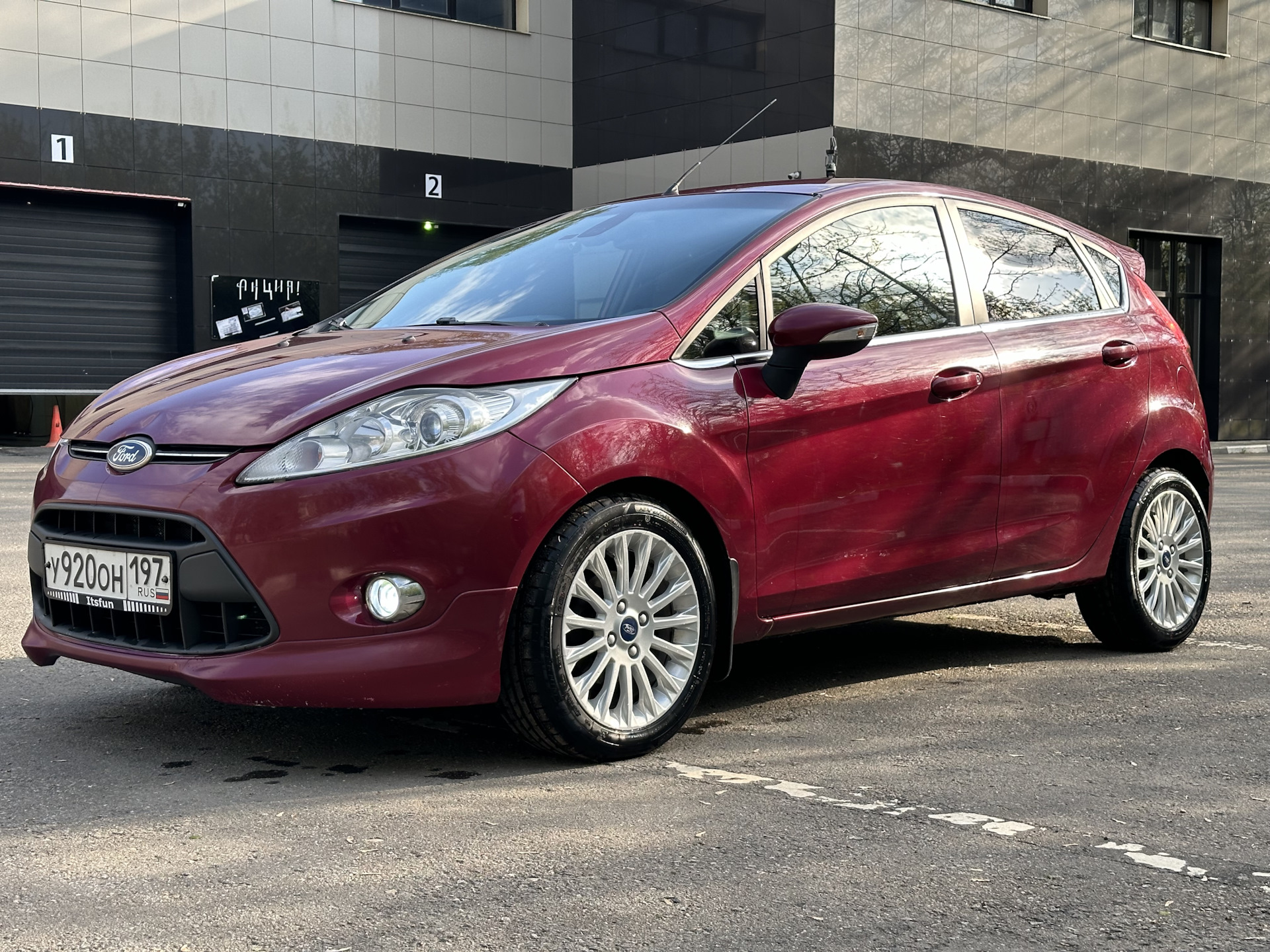 16-е литьё. Историческая справедливость. — Ford Fiesta (Mk VI), 1,4 л, 2011  года | колёсные диски | DRIVE2