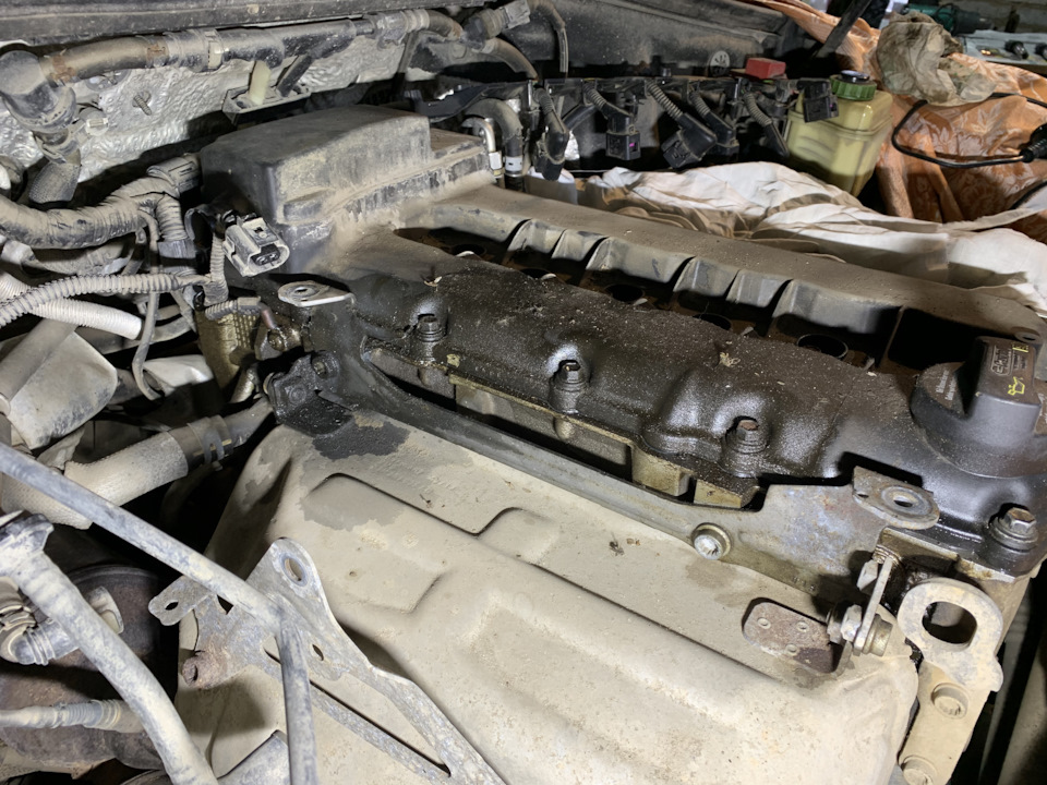 прокладка клапанной крышки туарег 3. 6. 6. впускной коллектор туарег 3. 6.