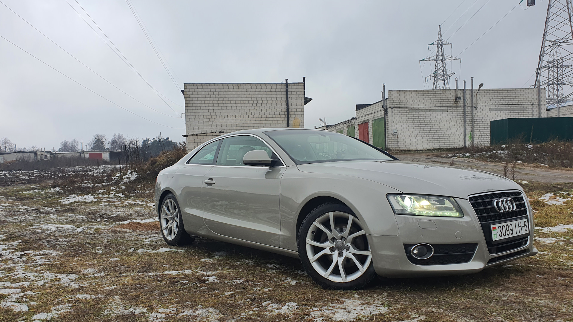 Audi A5 (1G) 3.2 бензиновый 2007 | 3.2fsi интересная) на DRIVE2