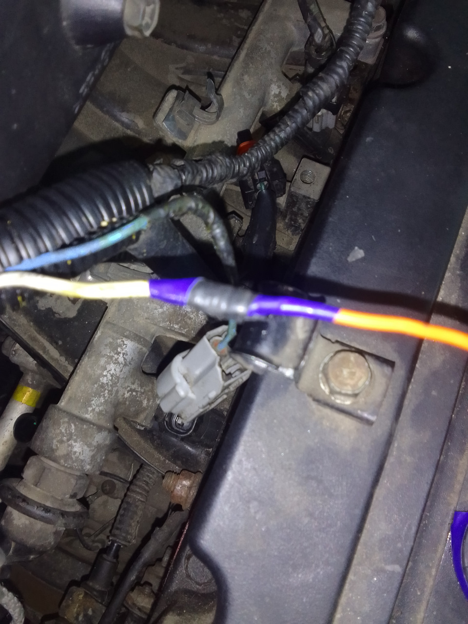 Обогрев дросселя и фишка. — Hyundai Elantra (3G), 1,6 л, 2006 года ...