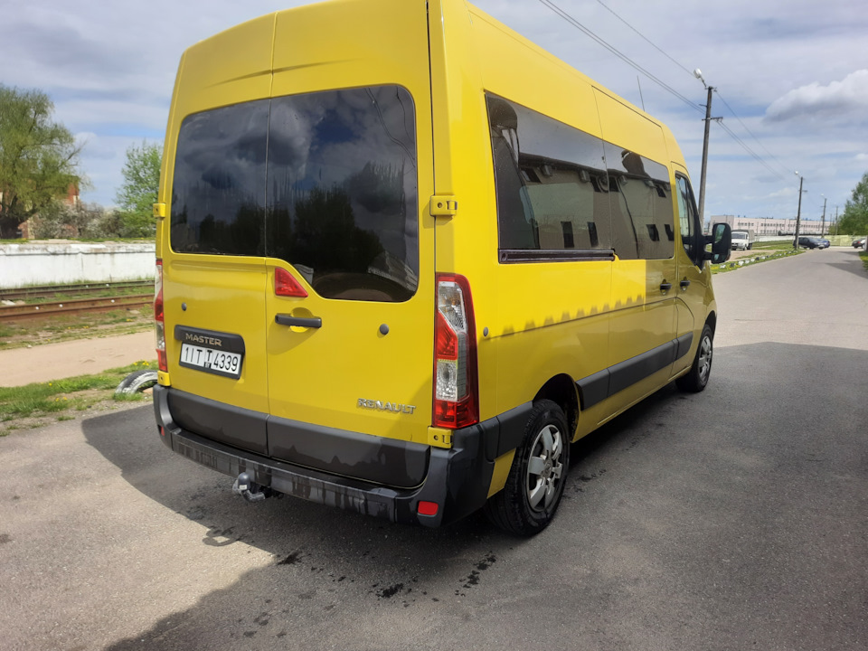 Photo from the logbook Renault Master (3G). Found on photo: 1114339
