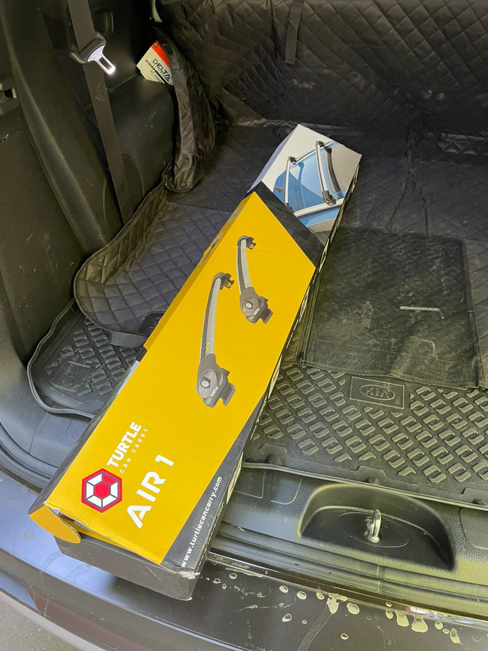 Photo from the logbook KIA Mohave (HM2)