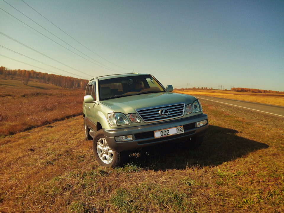 Фото в бортжурнале Lexus LX (UZJ100)