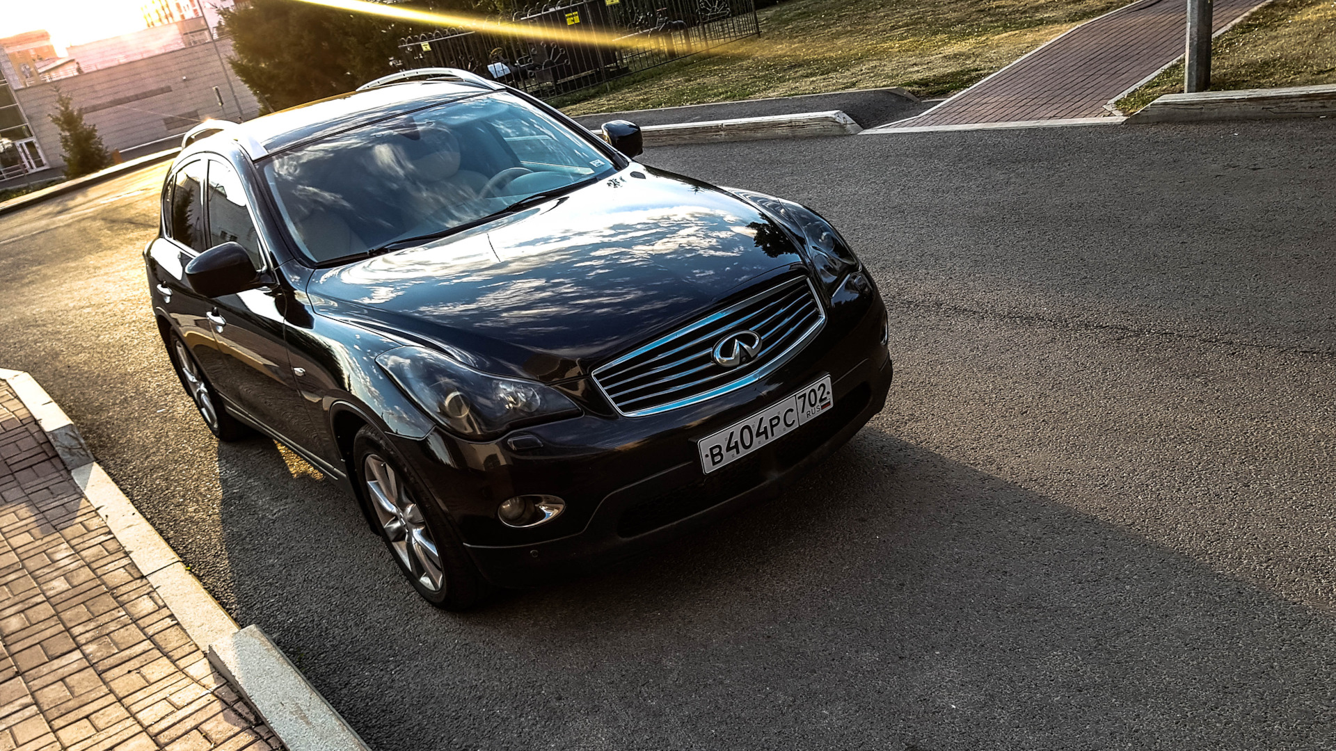 Infiniti EX 3.5 бензиновый 2009 | 35S на DRIVE2