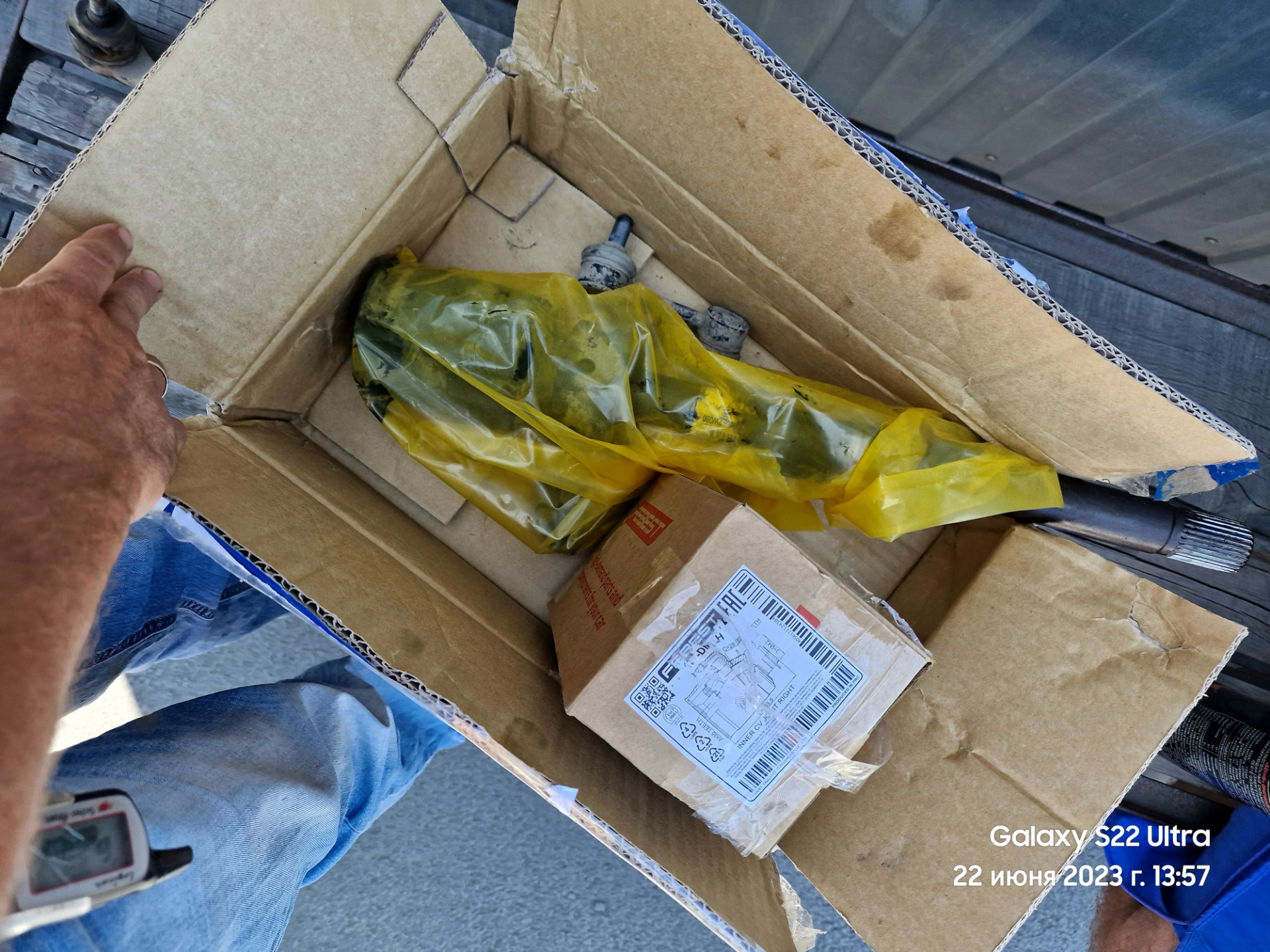 Замена промежуточного вала и внутреннего шруса, плюс сопутствующий ...