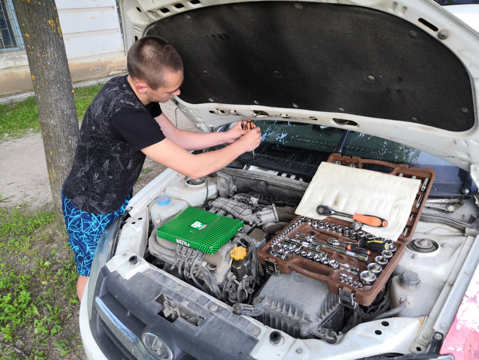 Photo from the logbook Lada Granta liftback (1G)