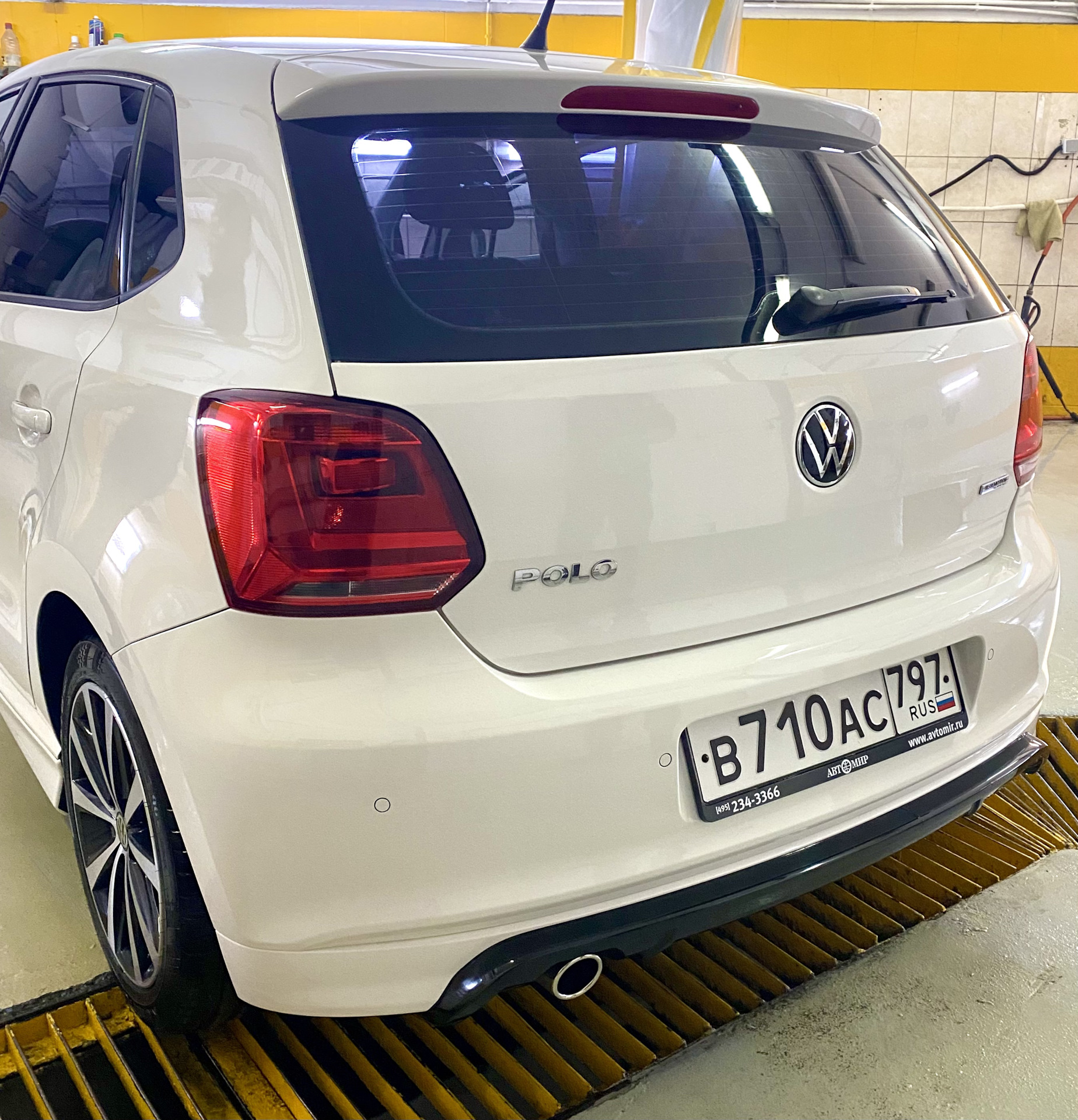 Задний фонари от 6C и камера от нового полика — Volkswagen Polo ...