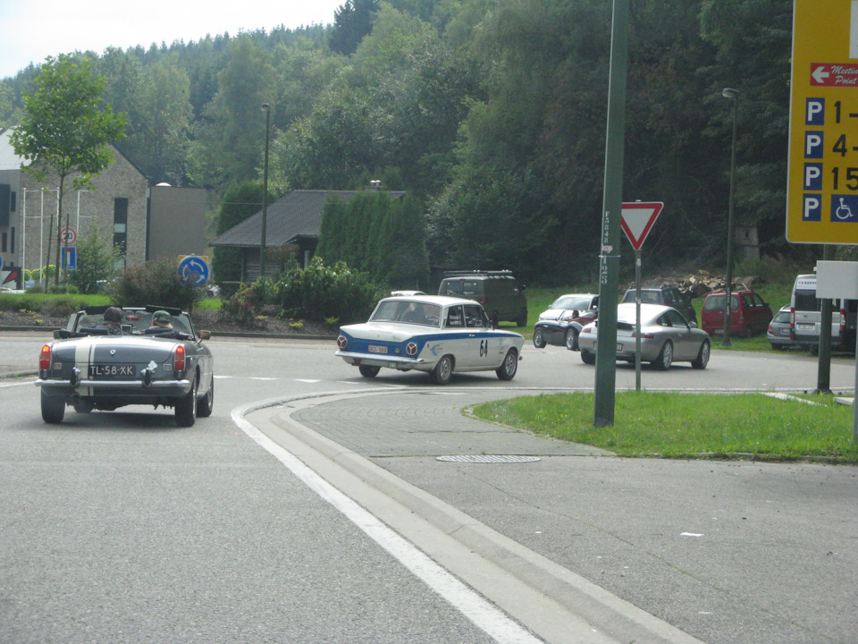 Часть 29. Вылазка в прошлое. "Spa Six Hours". Часть 1. Паддок