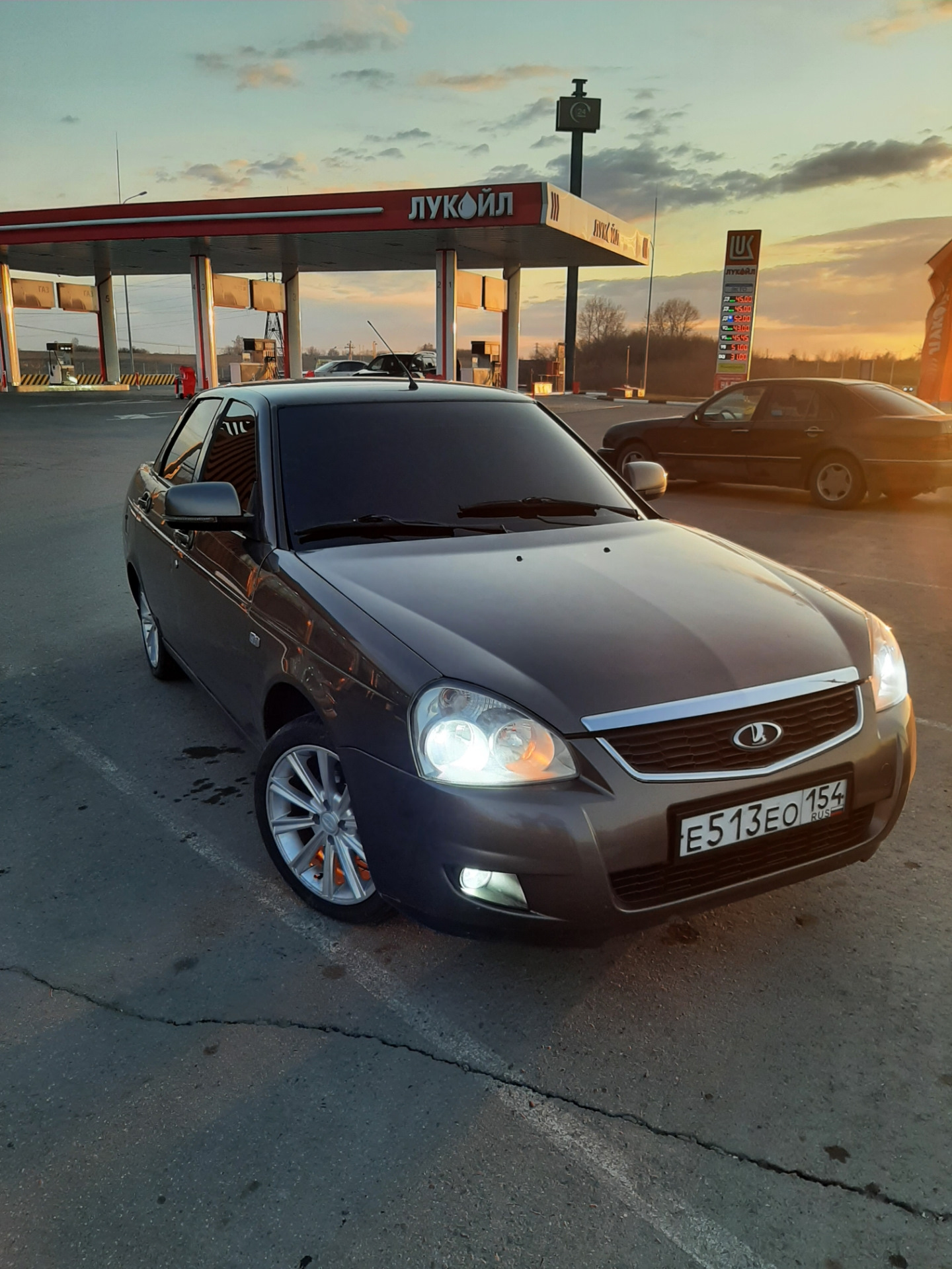 …Камрики R16 на резине toyo proxes cf2 — Lada Приора седан, 1,6 л, 2014 ...