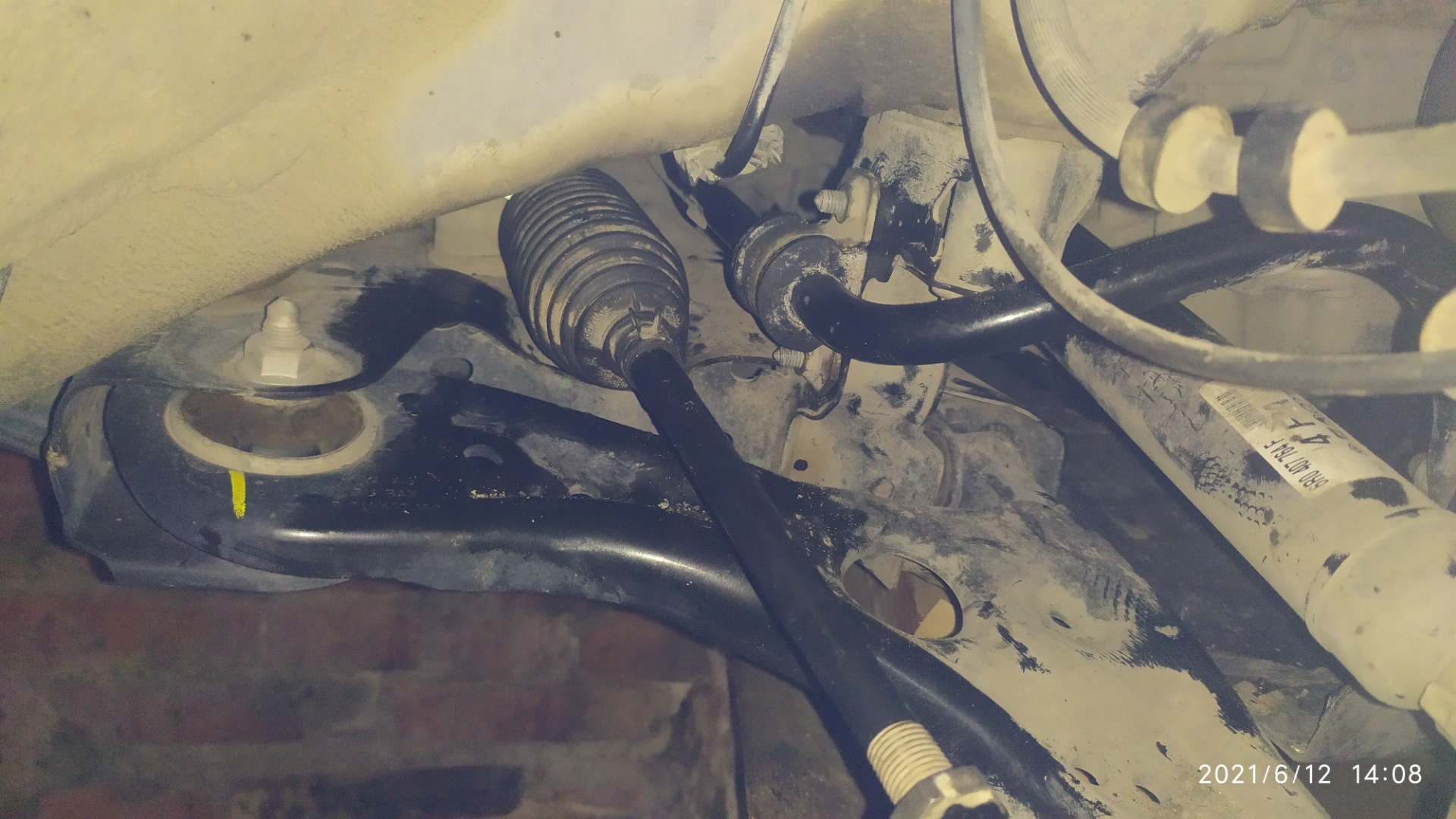 Замена втулок стабилизатора на поло седан — Volkswagen Polo Sedan, 1,6 ...