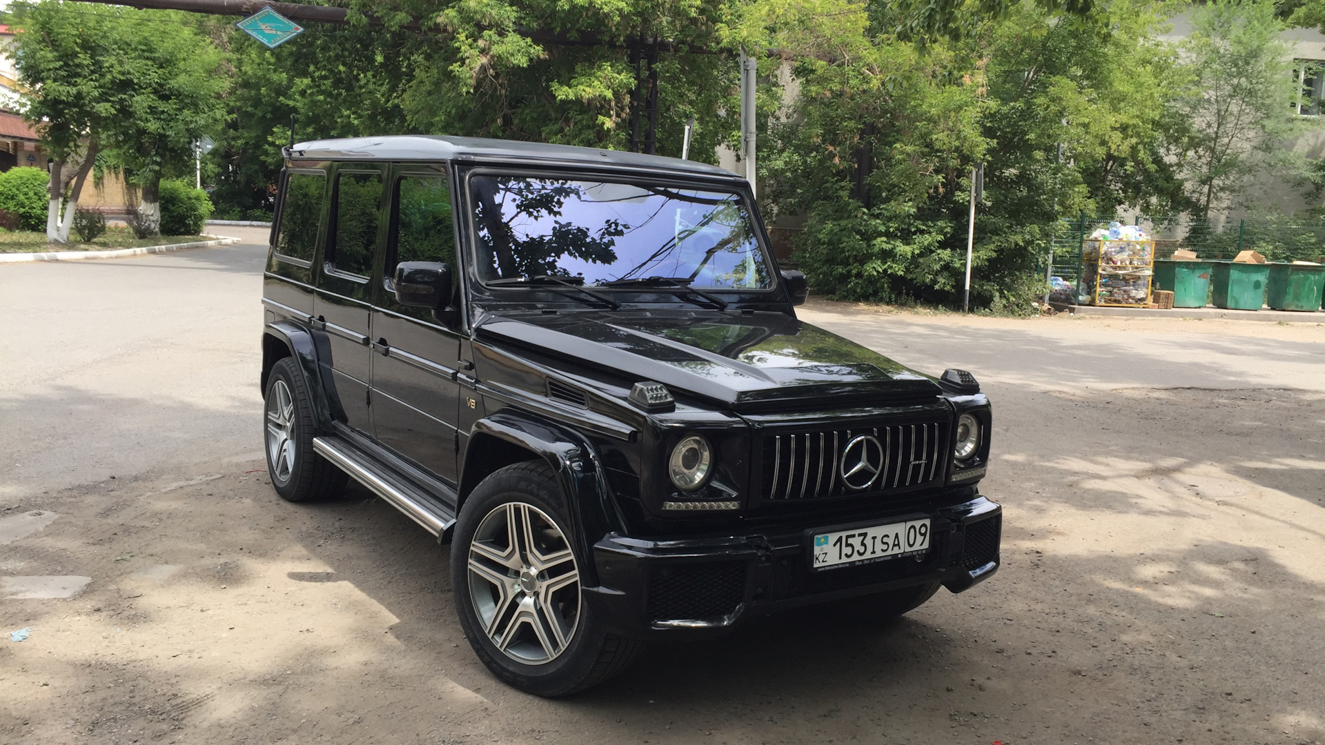 Mercedes-Benz G 55 AMG (W463) 5.5 бензиновый 2004 | черный квадрат на DRIVE2