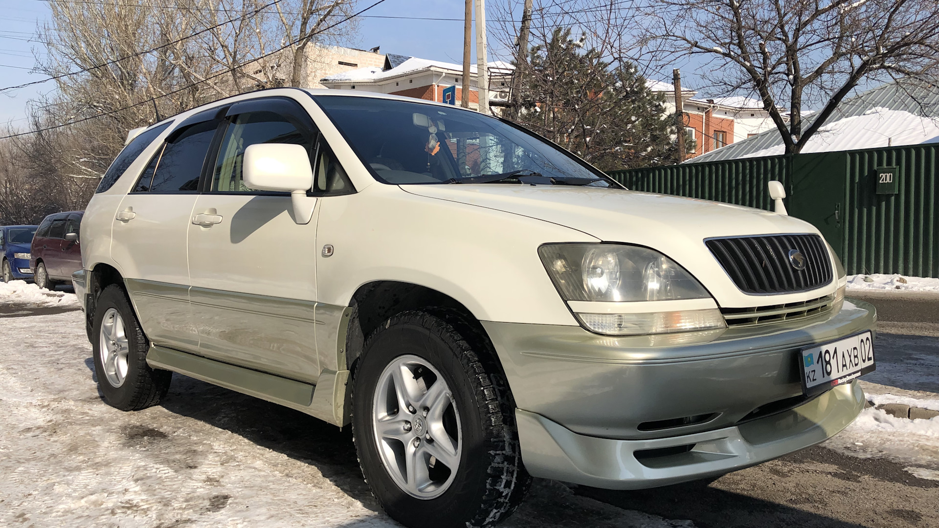 Toyota Harrier (1G) 3.0 бензиновый 1998 | 3.0 FOUR 