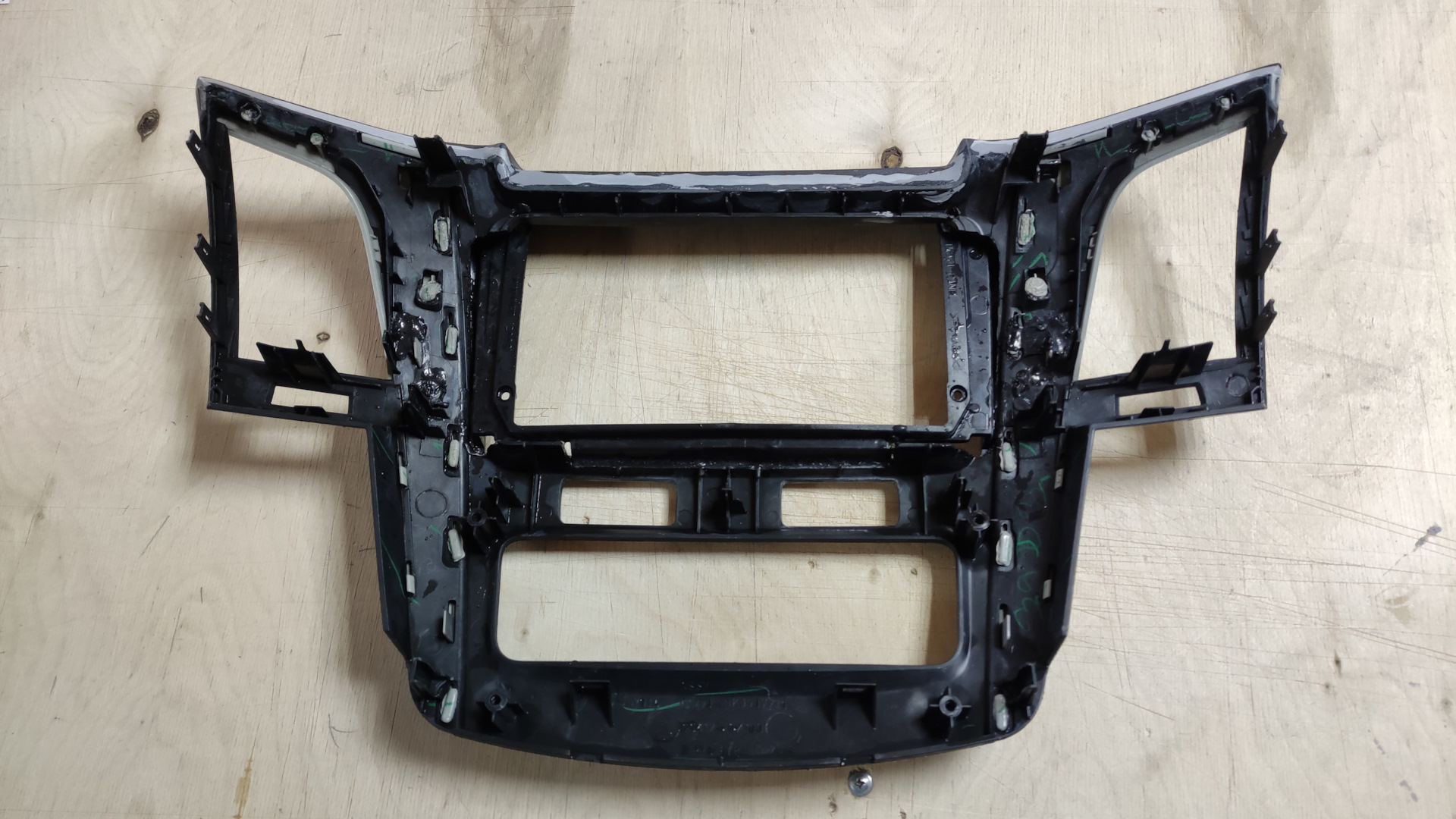 установка магнитолы TEYES CC2 Plus на Тойота Хайлюкс VII (2010г ...