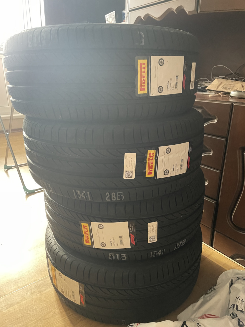 Pirelli отзывы владельцев. Pirelli Powergy 215/60 r17. Покрышка Pirelli Powergy. Pirelli Powergy drive2. Pirelli Powergy 40000.