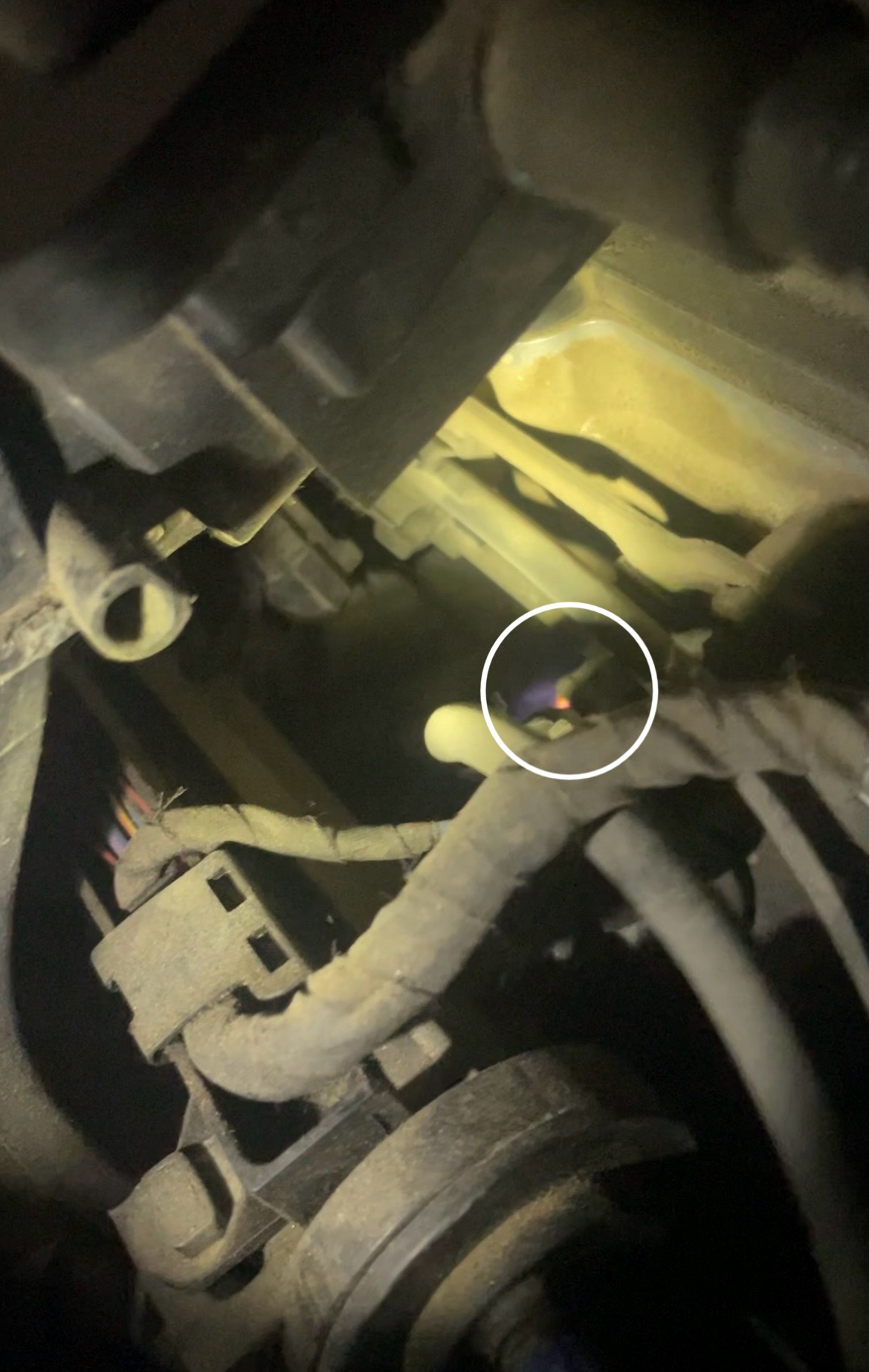 Как продиагностировать провод зажигания (высоковольтный провод) — Skoda ...