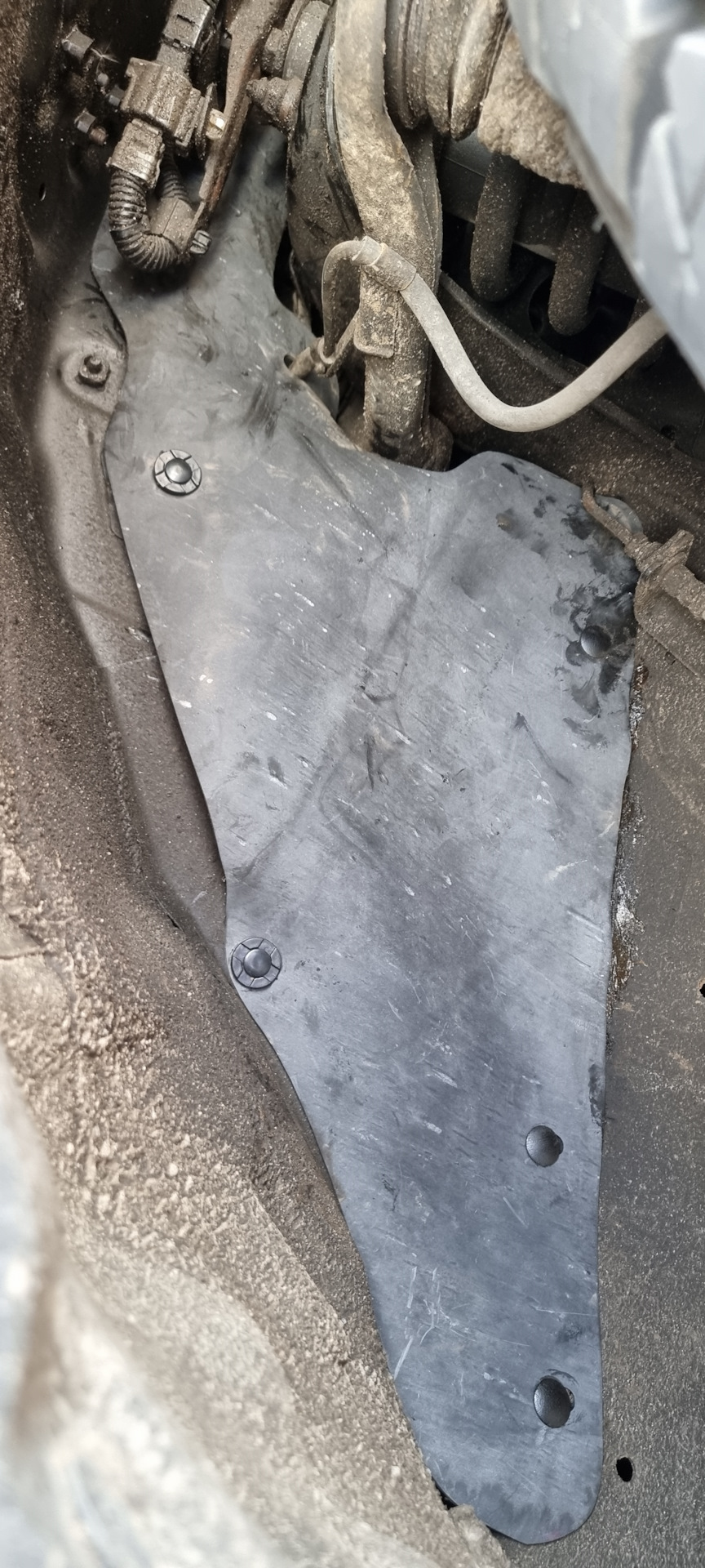 Пыльники двигателя Toyota land Cruiser Prado 150 2010 с KDSS — Toyota ...