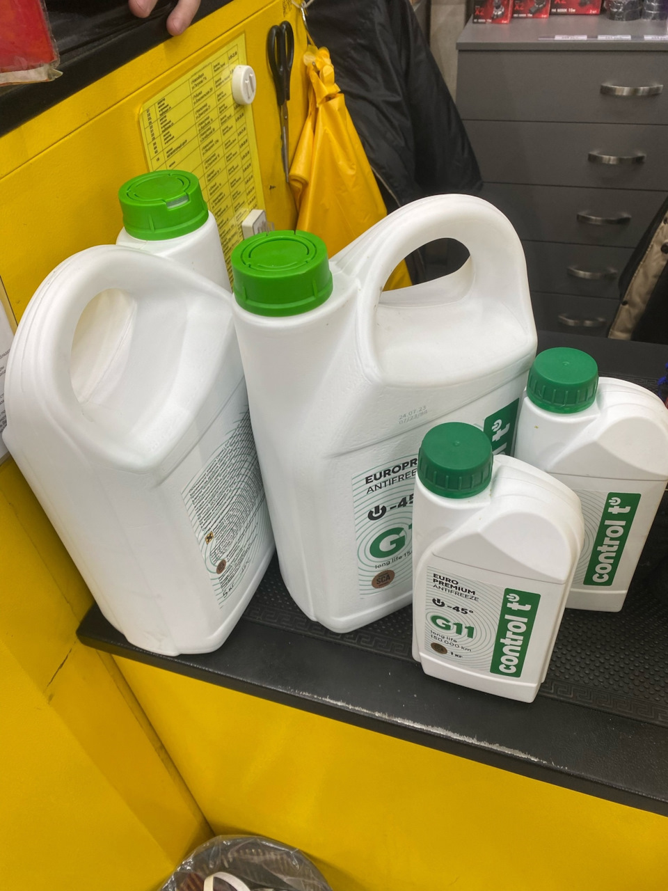 . — Mitsubishi Pajero (2G)