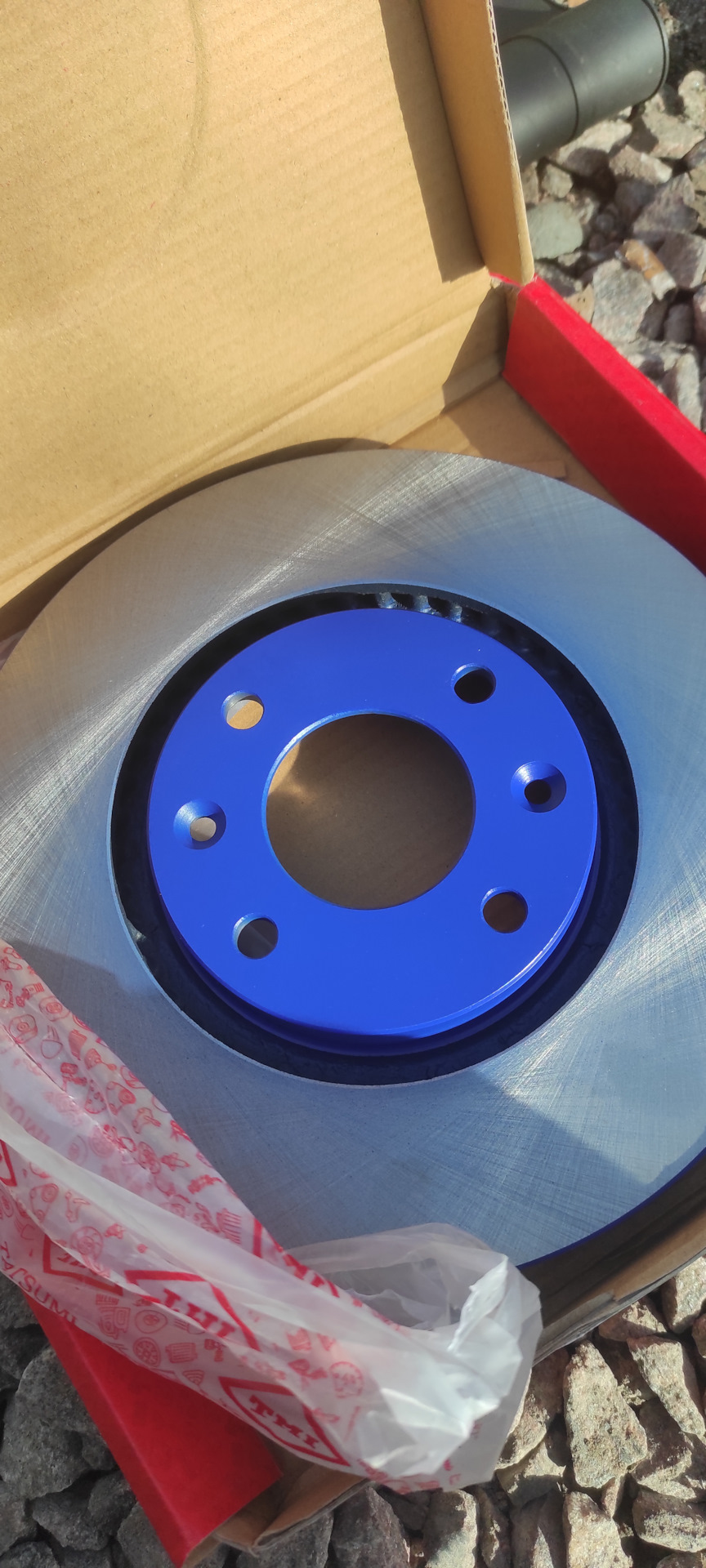 Ух ты! Спортивные! 🤣🤣 — Peugeot 408 (1G)