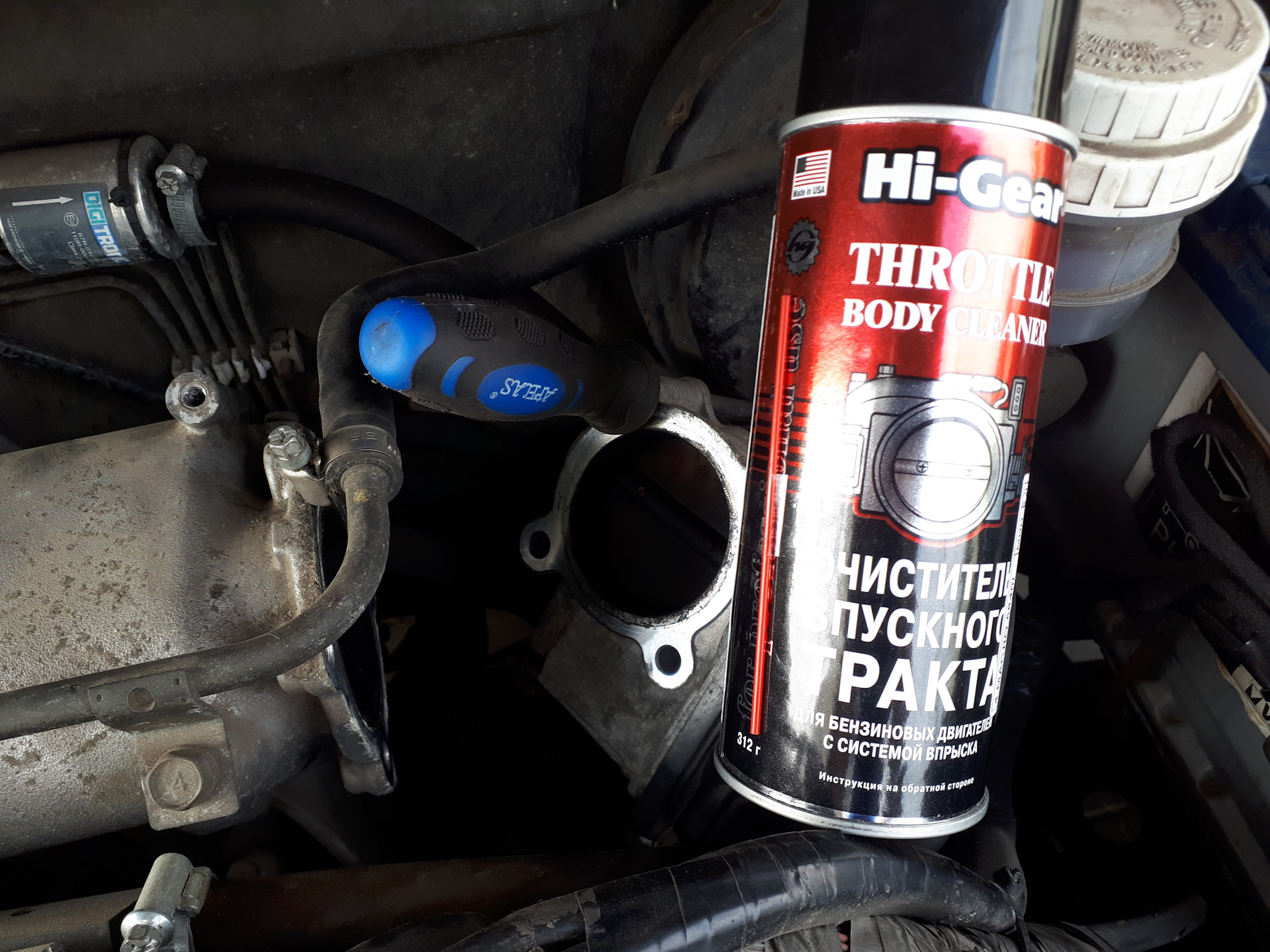 Чистим дроссельную заслонку — Mitsubishi Galant (9G), 2,4 л, 2006 года ...