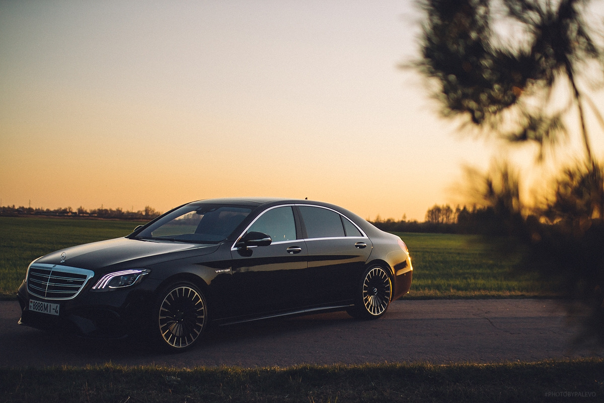 W222 AMG Black Night