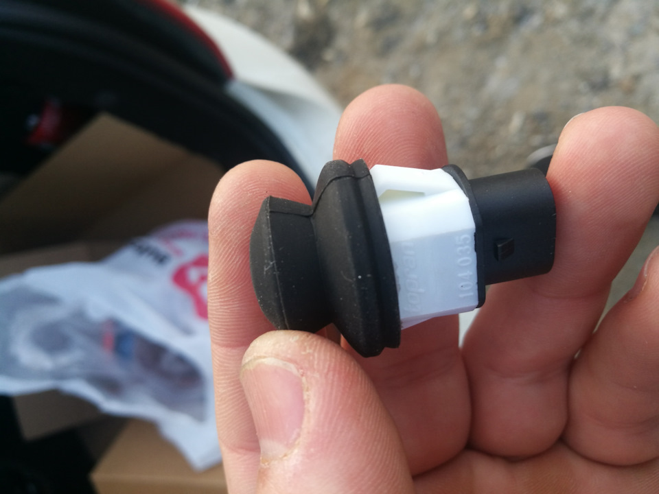 Замена концевиков дверей — Lada Гранта, 1,6 л, 2016 года | запчасти ...