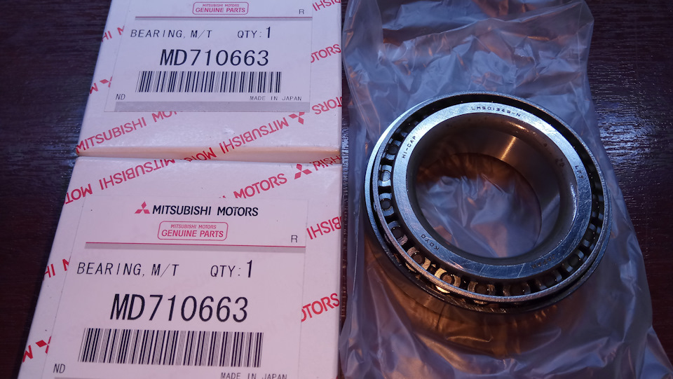 Подшипники дифференциала MD710663 .В коробке оригинала пришёл KOYO LM 501349-N — Mitsubishi Galant (8G). Запчасти на фото: MD710663, LM501349