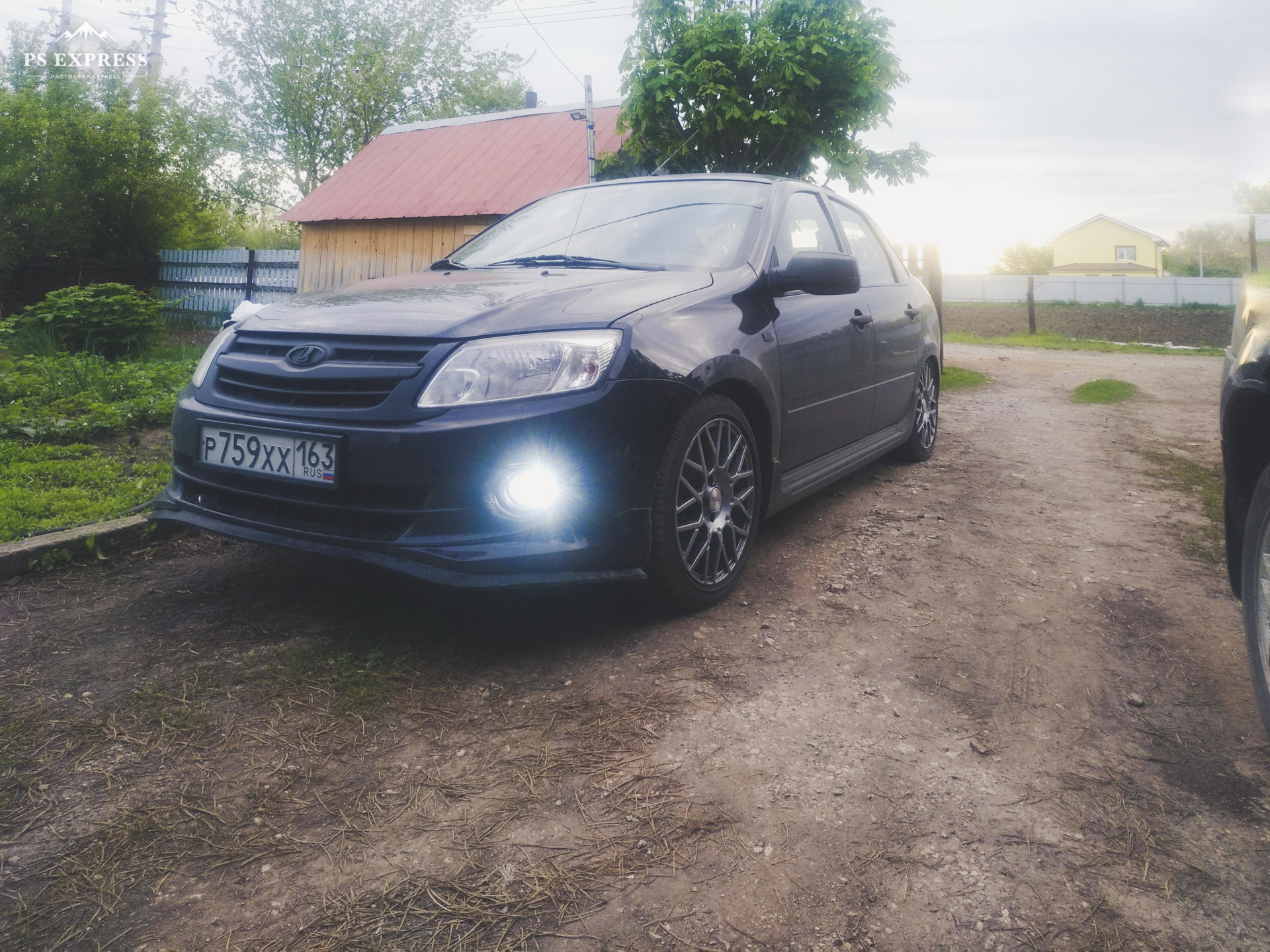 Клыки на передний бампер — Lada Гранта (1G), 1,6 л, 2014 года ...