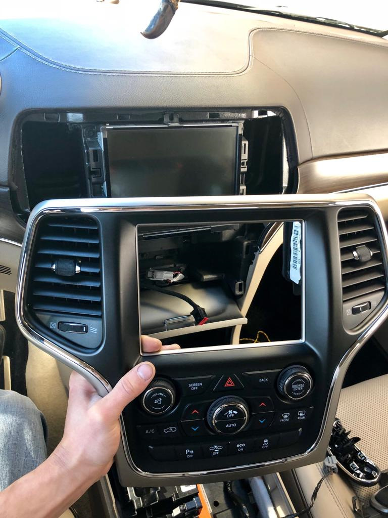 Фото в бортжурнале Jeep Grand Cherokee (WK2)