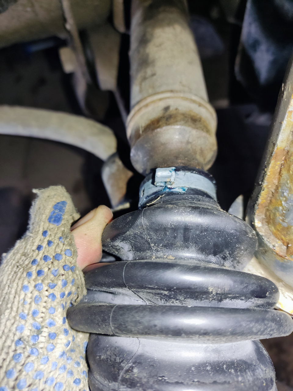 Малый на месте. — Lada Приора универсал