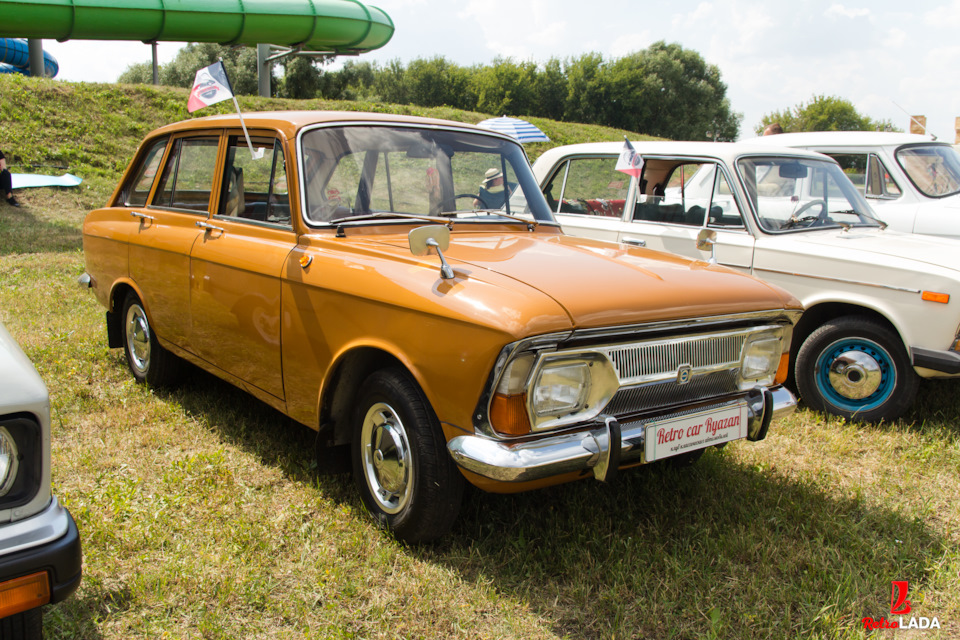 Lada 21011