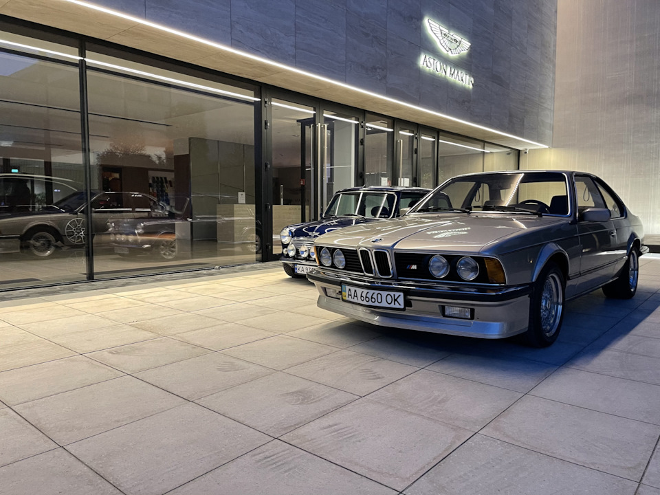 Бмв классик в нижнем. Бмв классик в нижнем. Бмв классик в нижнем. Bmw 3 1977. Bmw classic.