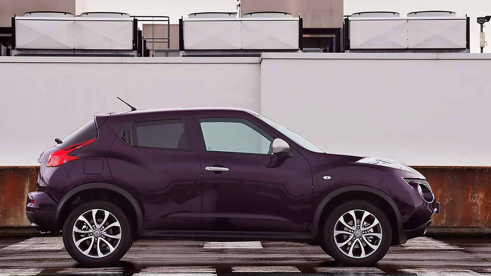 Nissan Juke (1G) 1.6 бензиновый 2012 | « Shiro × IMPUL » на DRIVE2