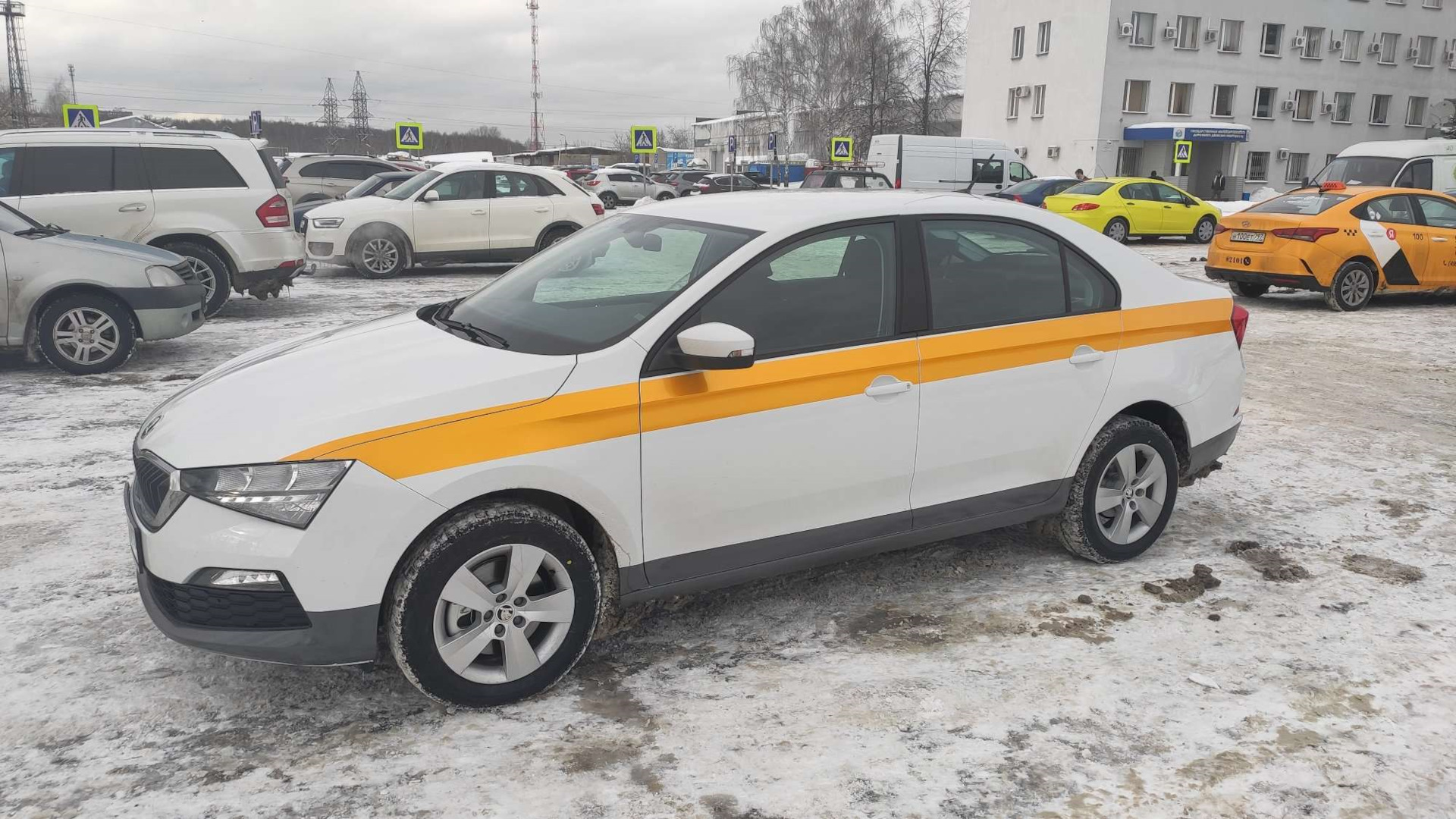 Подготовка авто под такси 2022 — Skoda Rapid (2G), 1,6 л, 2022 года |  тюнинг | DRIVE2