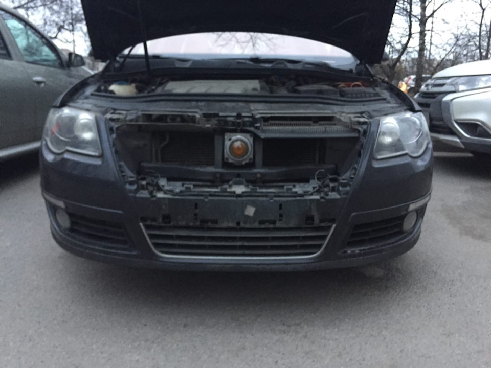 Тот самый глаз — Volkswagen Passat Variant (B6)
