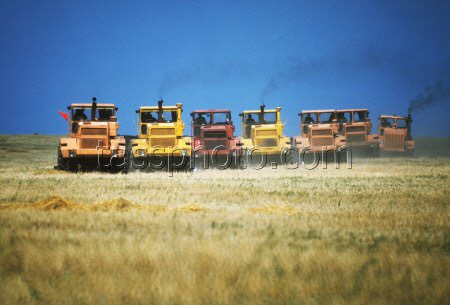 Фото в бортжурнале Кировец К-700 1973