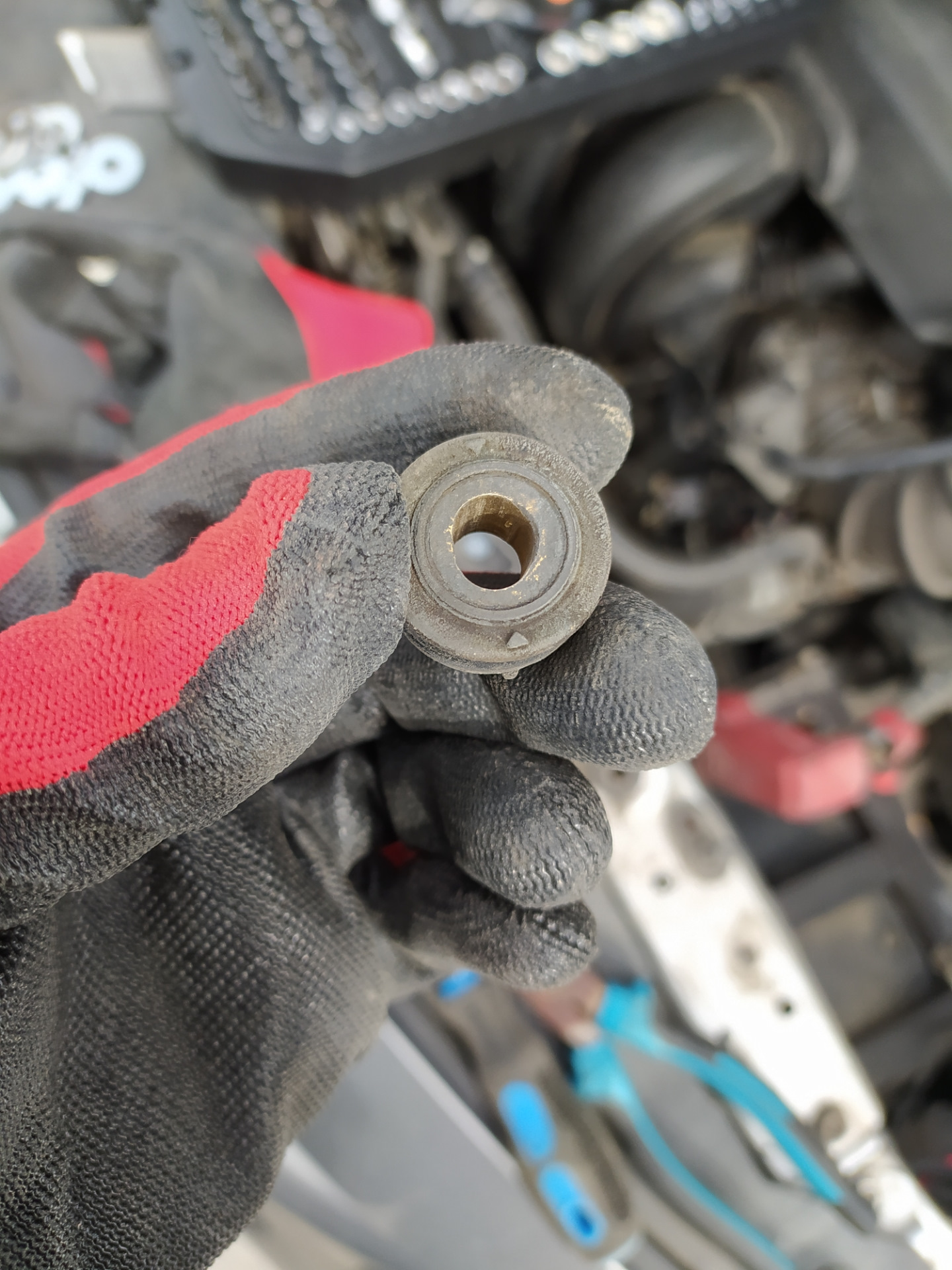 Подшипник вместо втулки. — Toyota Corolla (140/150), 1,4 л, 2008 года ...