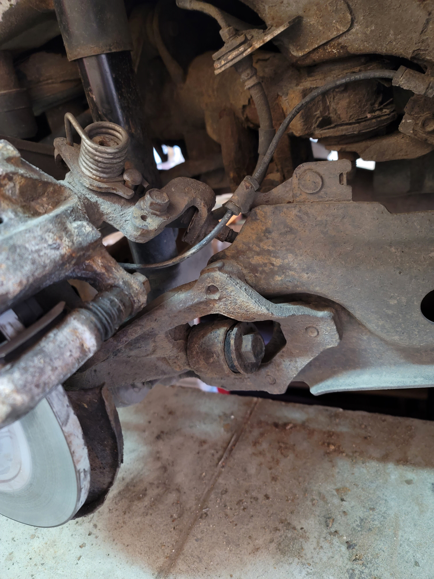 Замена заднего подрамника Мазда 6 usa — Mazda 6 (2G) GH, 2,5 л, 2009 ...