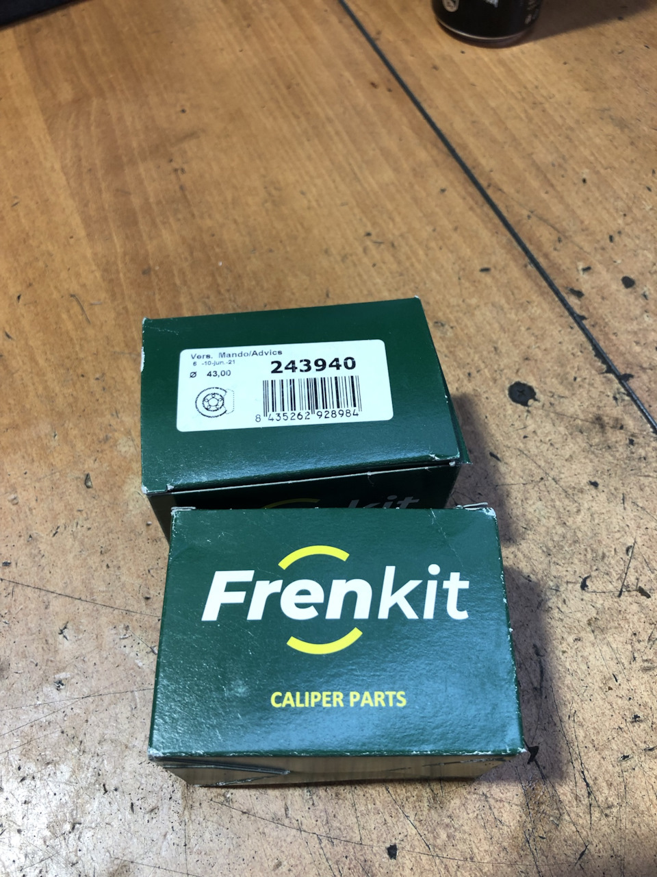 Ремонт тормозной системы [всё поршня + чистка + зад. диски колодки ...