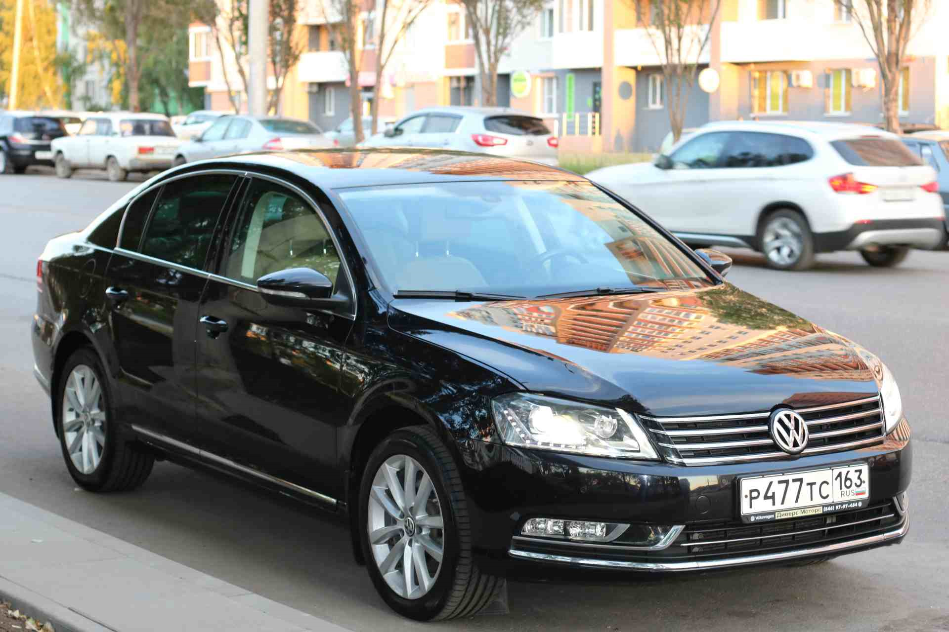 VW Passat b7 черный седан 2012