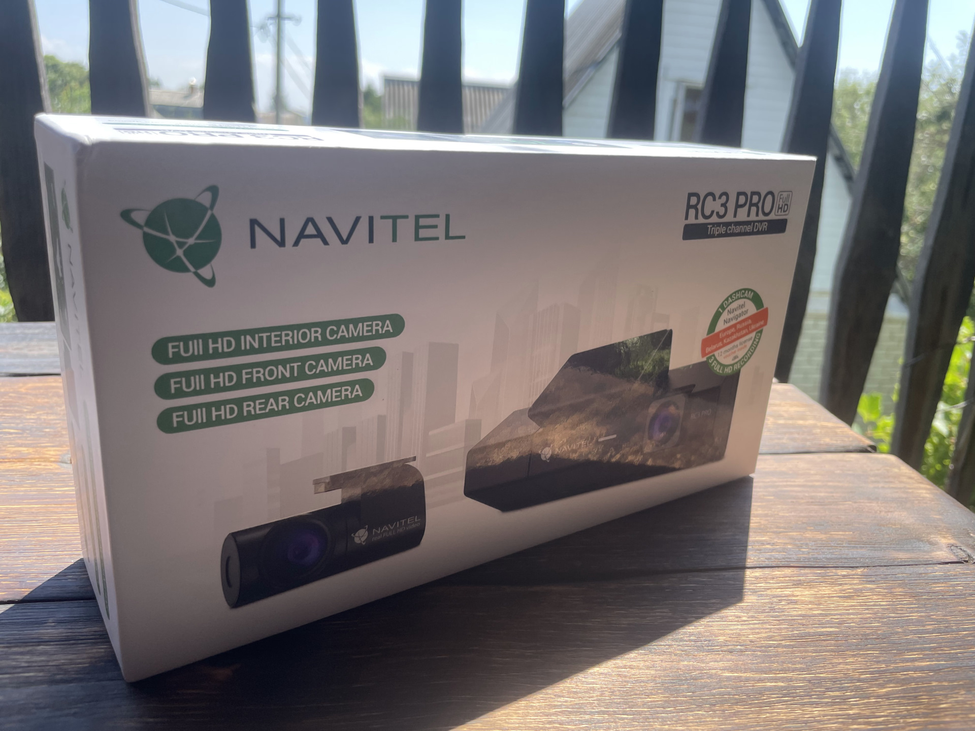 3 глаза лучше чем один! И даже чем 2! Или новый видеорегистратор Navitel  RC3 PRO. — Chevrolet Niva, 1,7 л, 2004 года | аксессуары | DRIVE2