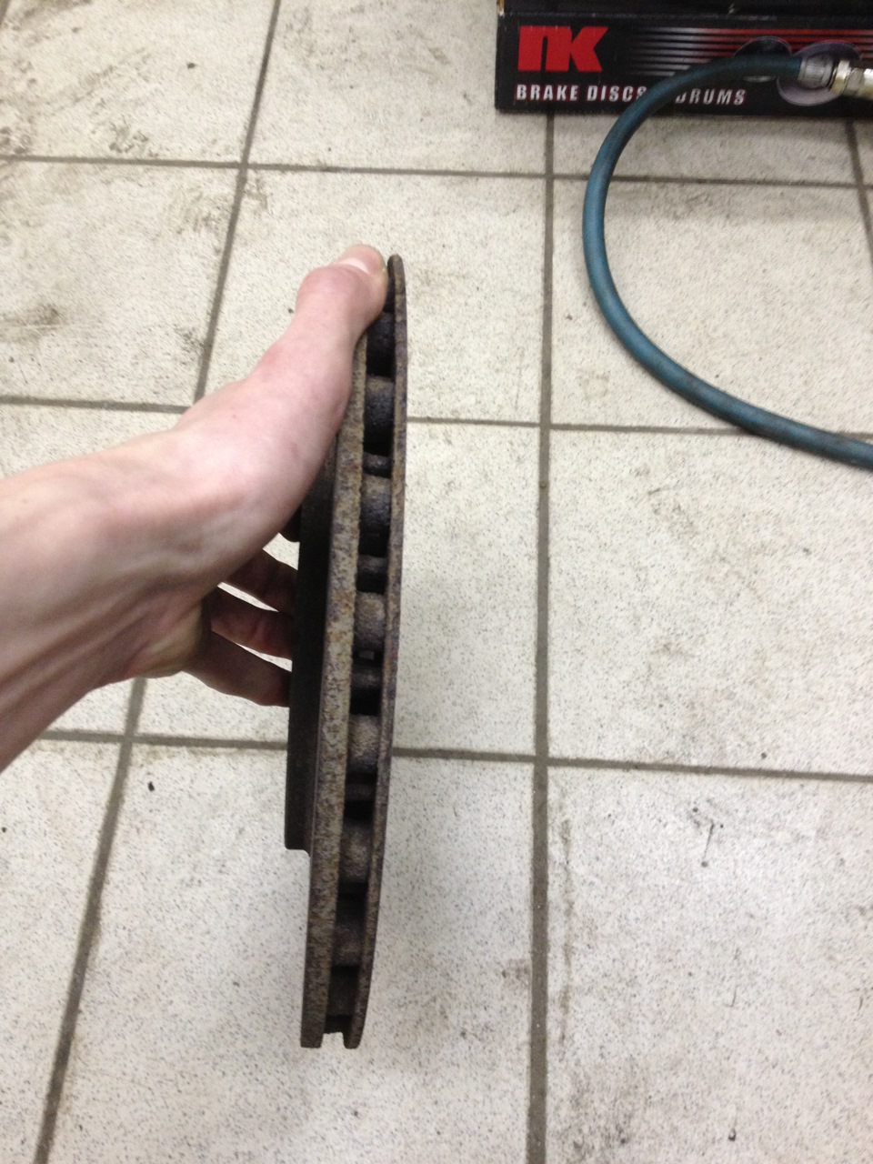 тормоза — Chrysler Sebring (2G), 2,7 л, 2002 года | своими руками | DRIVE2