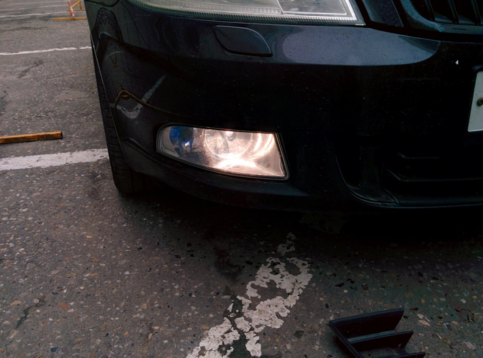 Белый свет в туманки и попытка сделать белый свет в ходовых огнях ...