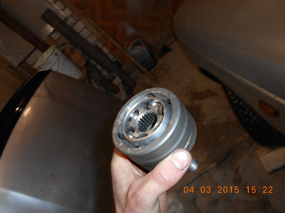 Замена пыльника на шрусе — Lada 21112, 1,6 л, 2002 года | своими руками ...